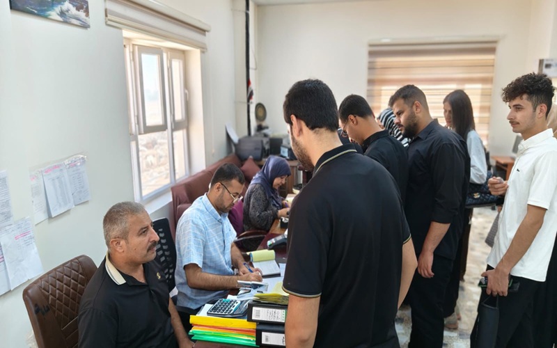 شعبة التسجيل وشؤون الطلبة وشعبة الإعلام تواصل استقبال الطلبة الجدد وتسجيل مباشراتهم